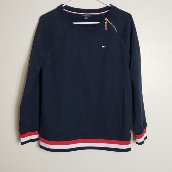 Tommy Hilfiger Tops - Tommy Hilfiger  crew neck logo sweatshirt